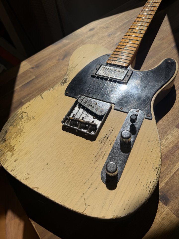 Fender Limited 51 Telecaster HS Heavy Relic White Blond de segunda mano · Foto 4 de 10 · Madrid · 3300 €