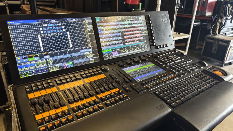 Mesa de lucea Grand MA2 de segunda mano · Foto 1 de 2 · Guadalajara · 9600 €