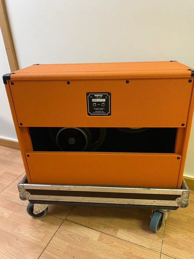 Orange PP212OB con flightcase de segunda mano · Foto 2 de 7 · Tarragona · 588 €