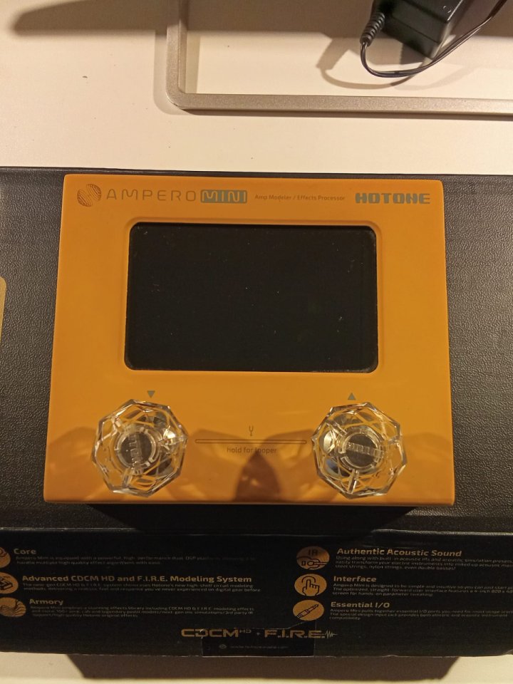 Hotone Ampero Mini de segunda mano · Foto 1 de 3 · Madrid · 90 €