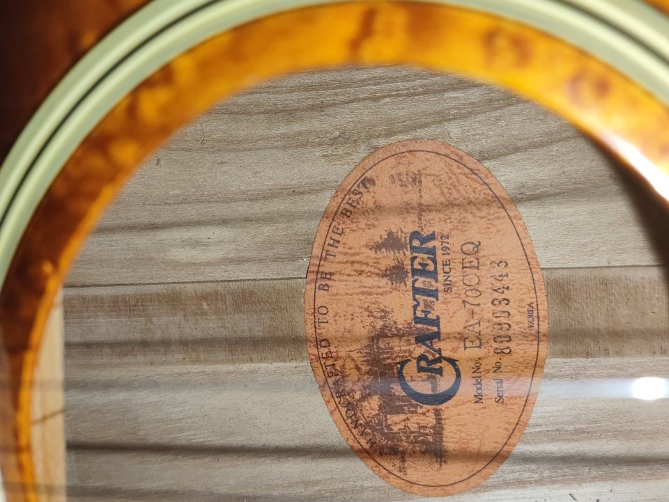 Guitarra Acústica Crafter EA-70CEQ Sunburst