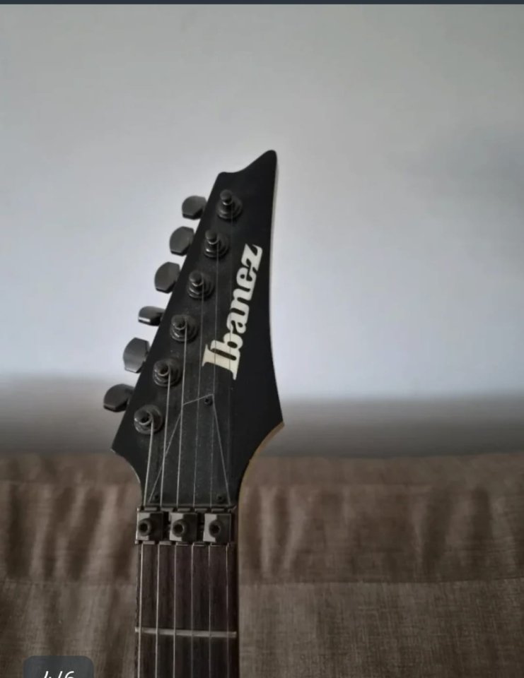 Ibanez RG 2011 BK de segunda mano · Foto 2 de 4 · Sevilla · 1100 €