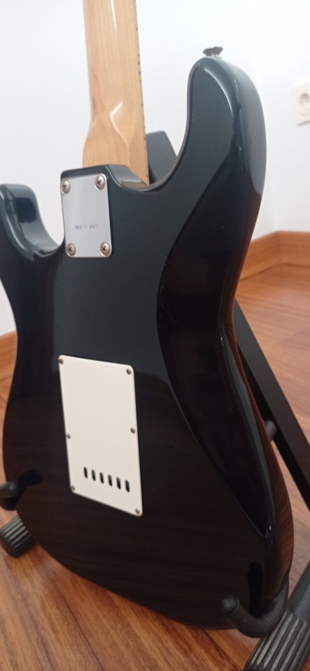 Guitarra eléctrica Fairmont Japón años 80 de segunda mano · Foto 10 de 10 · Cuenca · 160 €