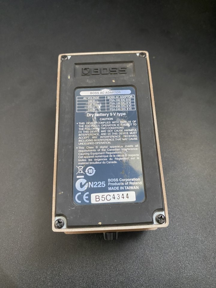 Boss FRV-1 - 63 Fender Reverb de segunda mano · Foto 3 de 7 · Cáceres · 160 €