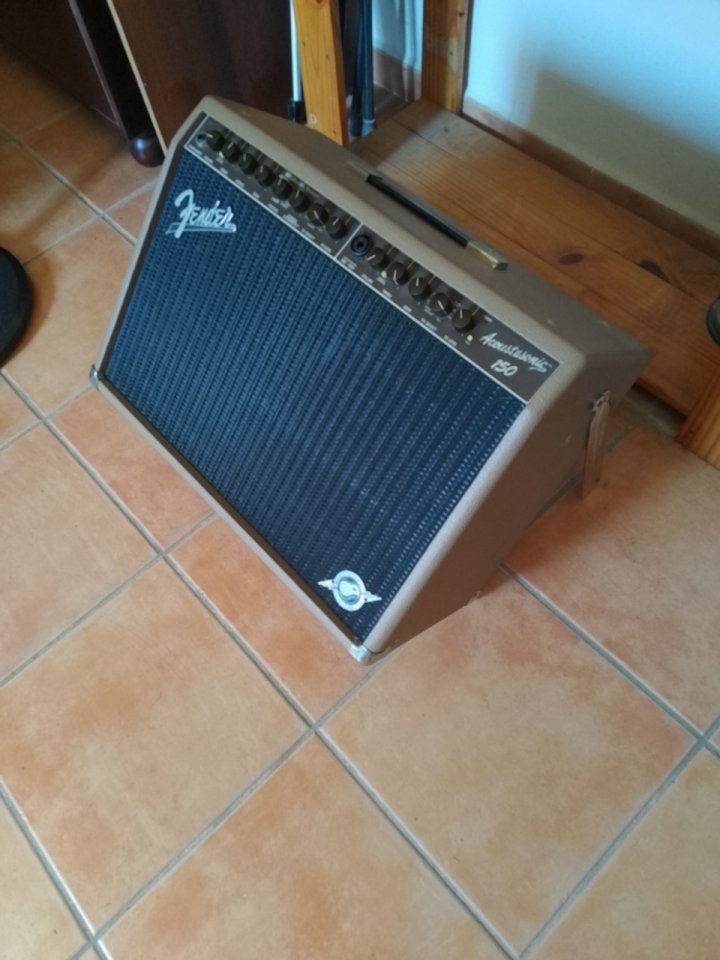 amplificador Fender Acoustosonic 150