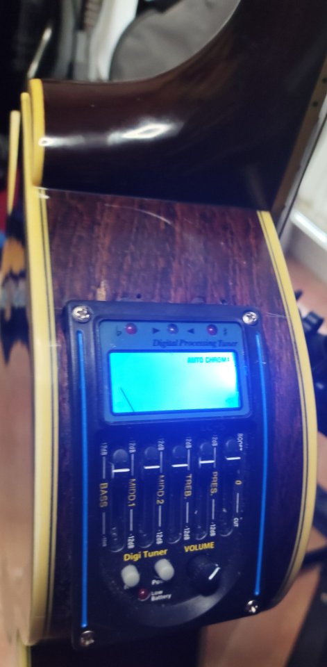 Guitarra Acústica Crafter EA-70CEQ Sunburst