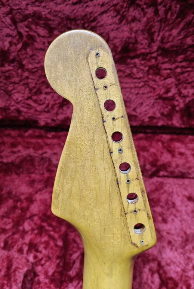 Mastil Stratocaster Palosanto de Madagascar de "rio"