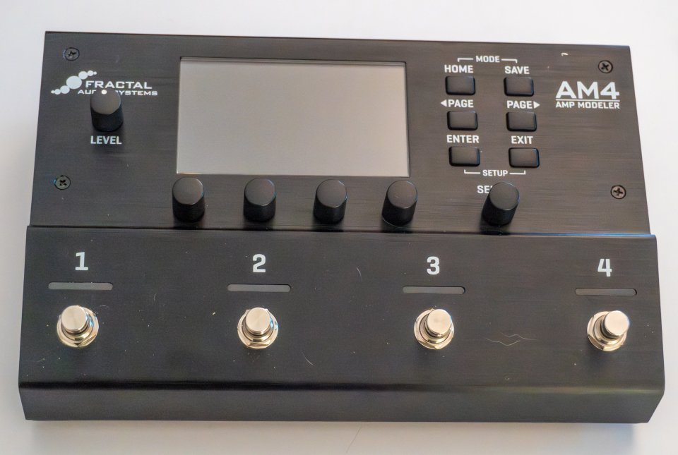 Fractal AM4 de segunda mano · Foto 1 de 10 · Valladolid · 800 €