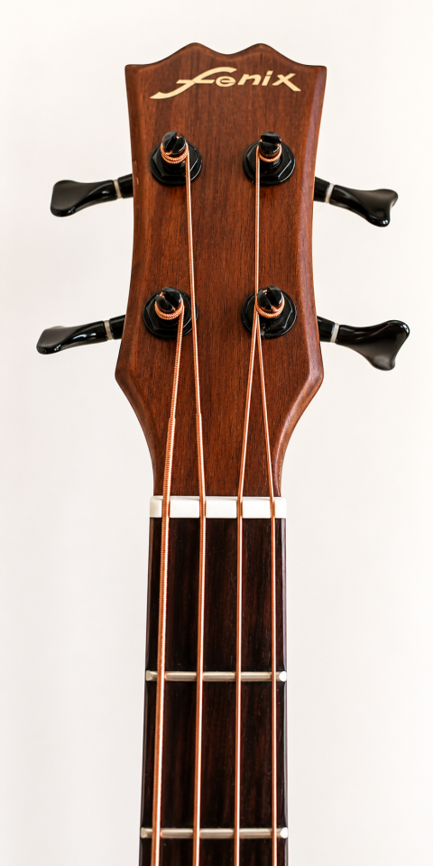 Bajo FENIX B-10 by Young Chang de segunda mano · Foto 4 de 8 · Madrid · 125 €