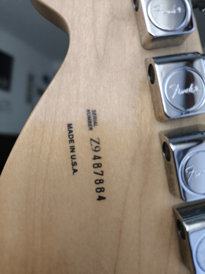 Fender Stratocaster American Special Candy Apple Red