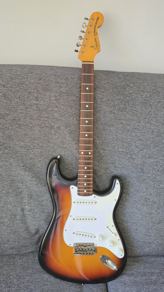 Squier Stratocaster jv 1983