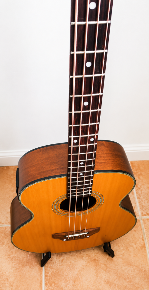 Bajo FENIX B-10 by Young Chang de segunda mano · Foto 6 de 8 · Madrid · 125 €
