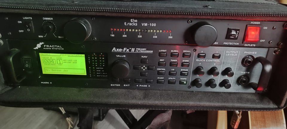 Axe Fx2 MkII + Mfc 101 mkIII