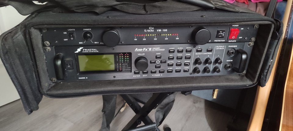 Axe Fx2 MkII + Mfc 101 mkIII