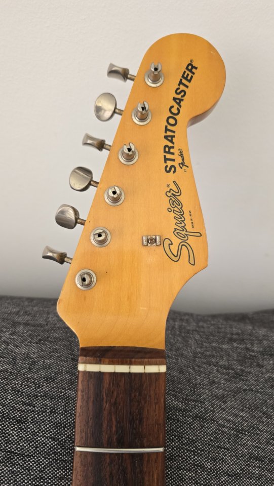 Squier Stratocaster jv 1983