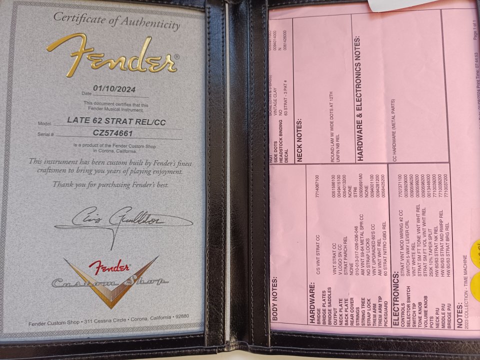 Fender stratocaster sunburts custom shop relic 62