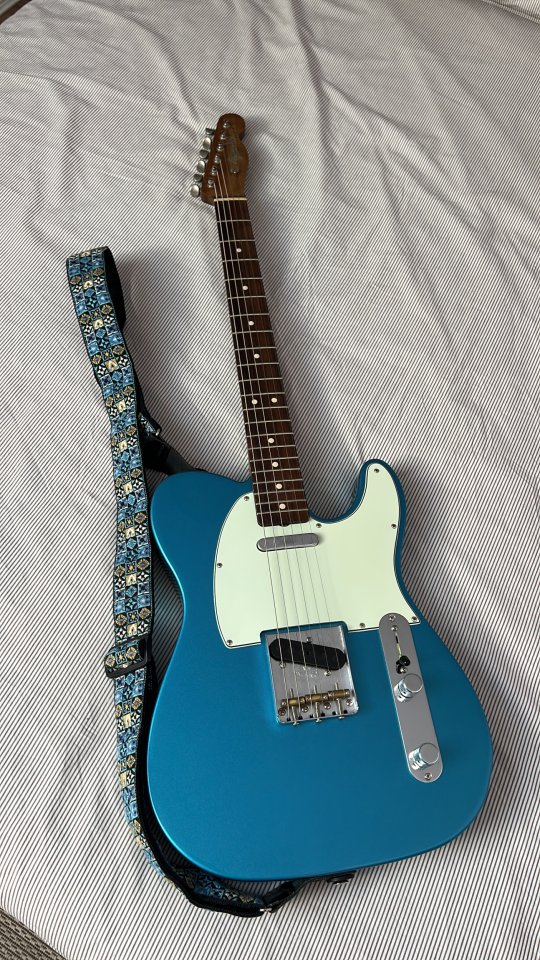 Vendo Fender Telecaster Vintera con mejoras de segunda mano · Foto 3 de 10 · Madrid · 1100 €