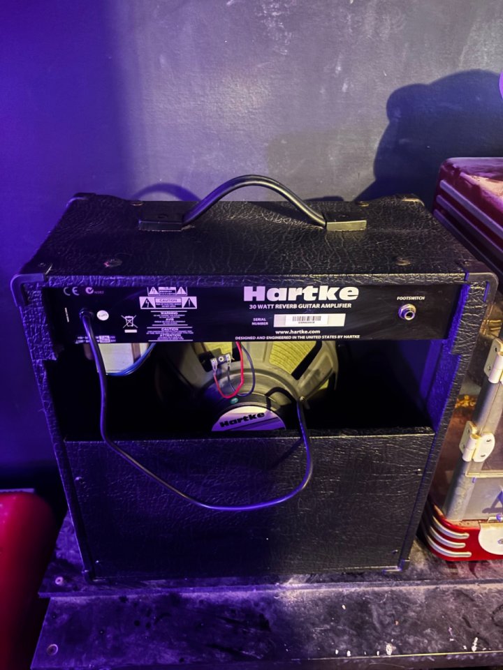 Hartke G30R - Amplificador Guitarra 30W de segunda mano · Foto 1 de 3 · Barcelona · 99 €