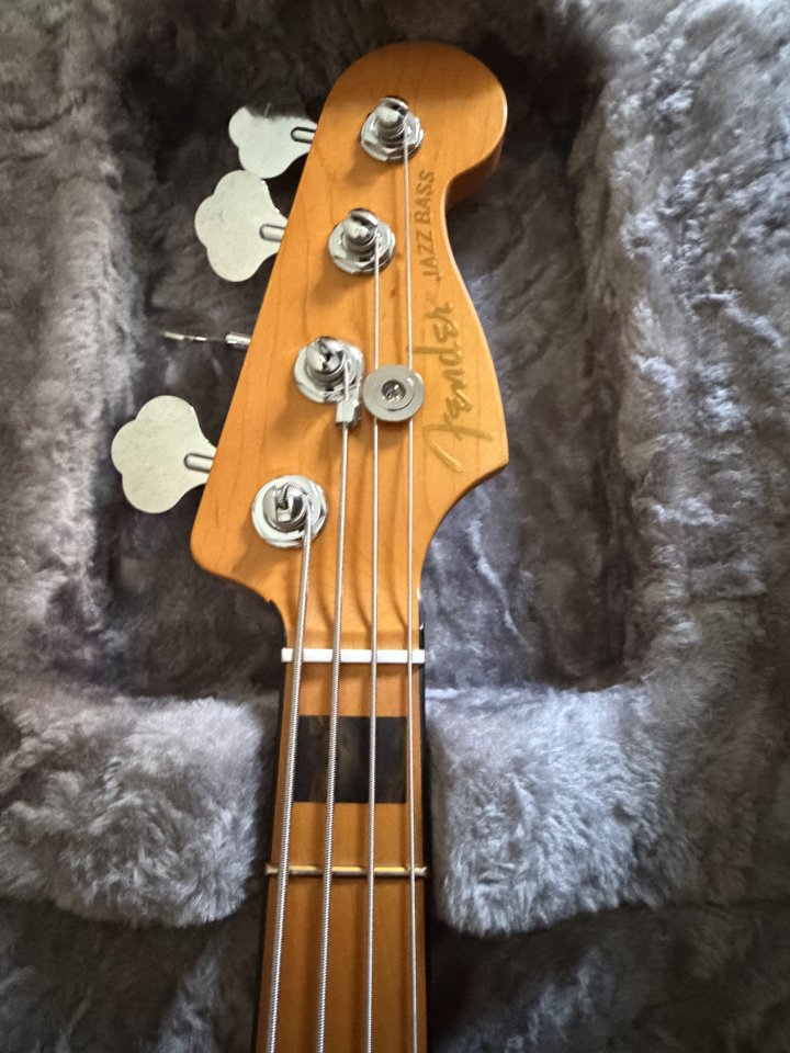 Vendo o cambio Fender American Ultra JazzBass Cobra Blue, Negociable