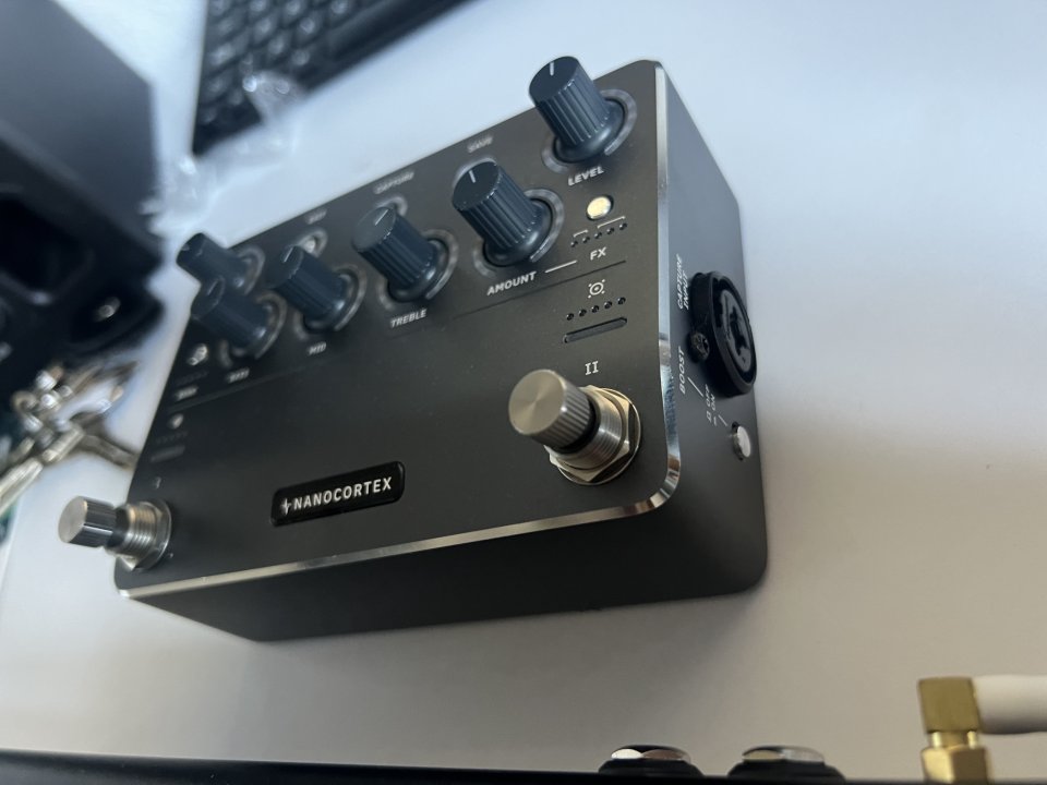 Neural Nano Cortex con pedalera BT Xsonic Airstep de segunda mano · Foto 2 de 5 · Murcia · 440 €