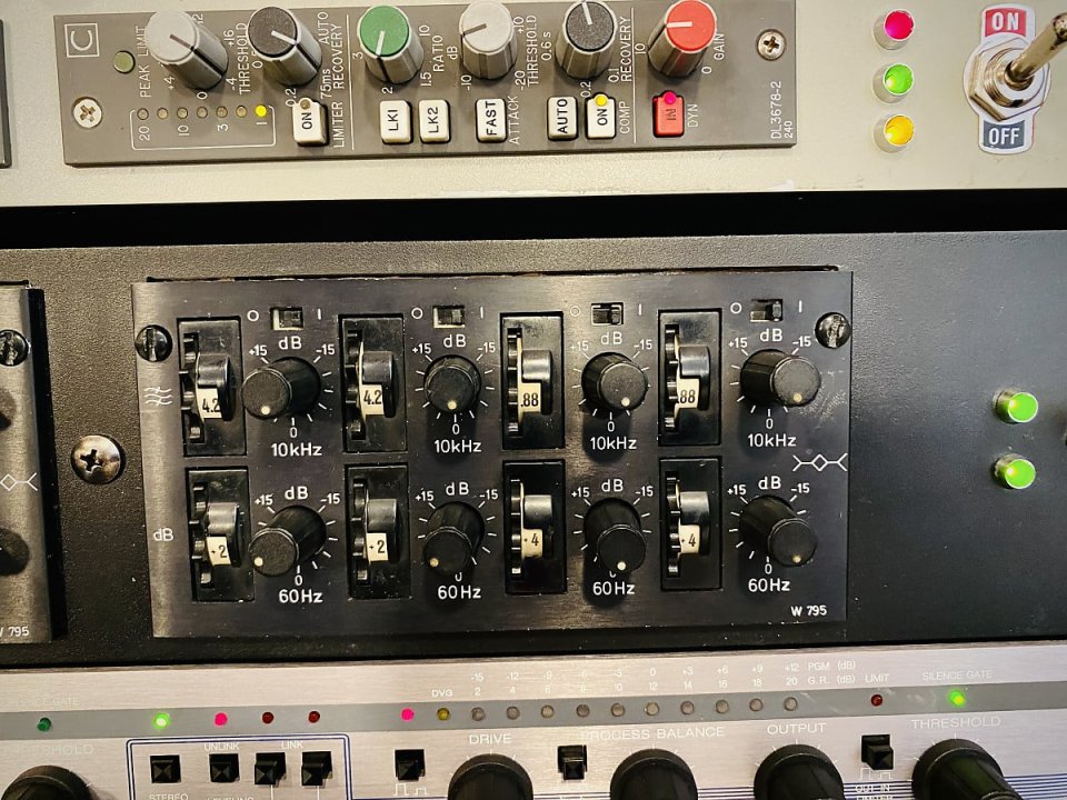 Telefunken W795 eqs x8