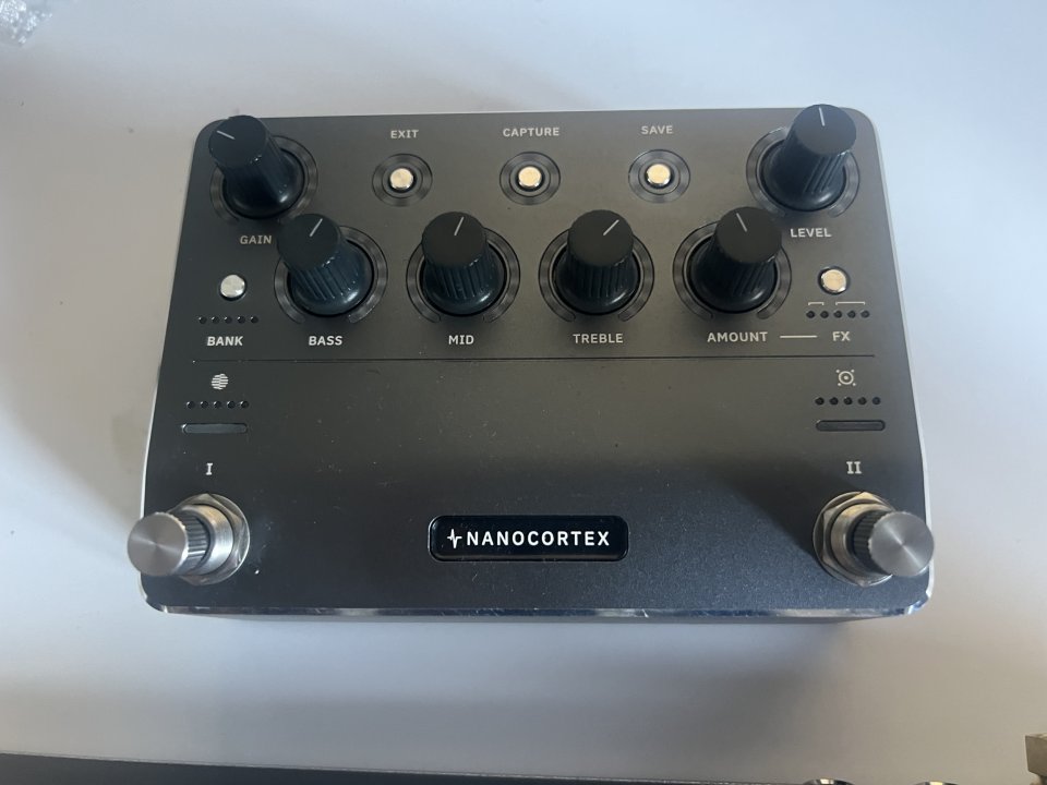 Neural Nano Cortex con pedalera BT Xsonic Airstep de segunda mano · Foto 4 de 5 · Murcia · 440 €