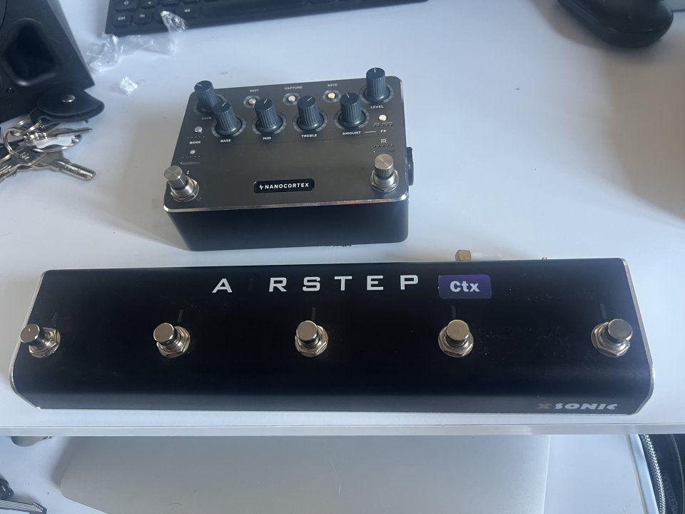 Neural Nano Cortex con pedalera BT Xsonic Airstep de segunda mano · Foto 5 de 5 · Murcia · 440 €