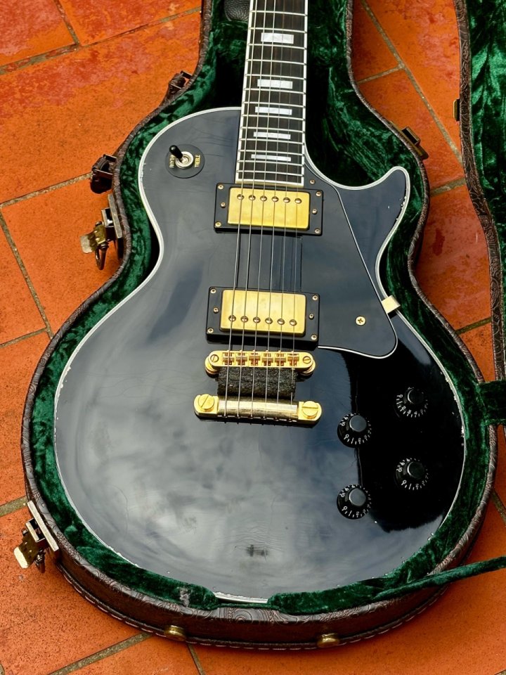 Maybach Lester Black Velvet 57