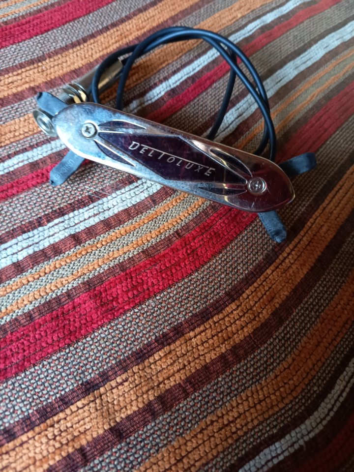 Vendo o cambio por guitarra eléctrica