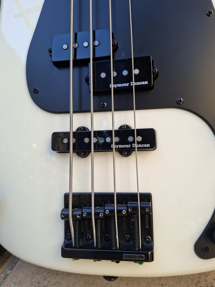 Bajo ESP LTD Surveyor '87 de segunda mano · Foto 4 de 7 · Madrid · 850 €
