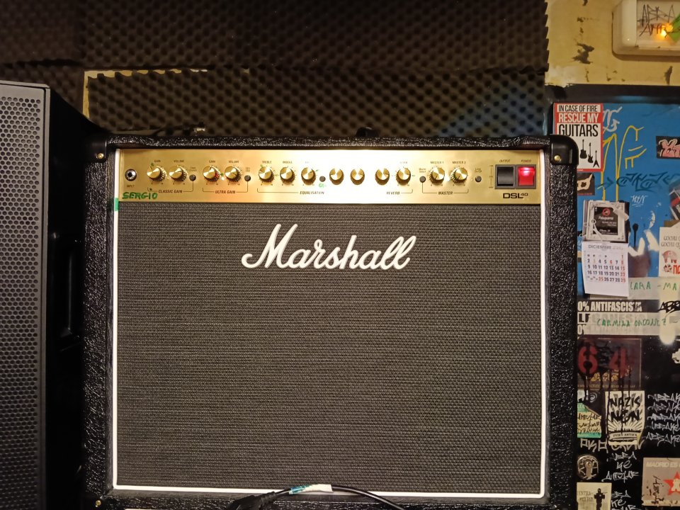 AMPLIFICADOR de Guitarra MARSHALL DSL40CR de segunda mano · Foto 2 de 4 · Bizkaia · 550 €