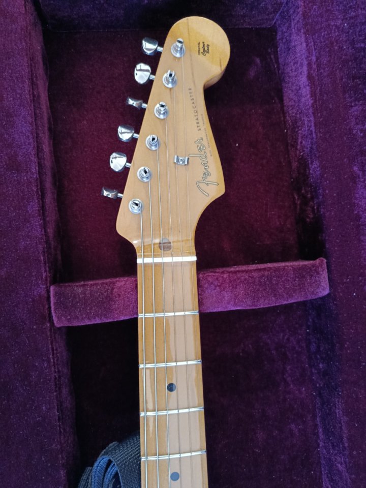Fender stratocaster classic 50 de segunda mano · Foto 2 de 9 · Cantabria · 650 €