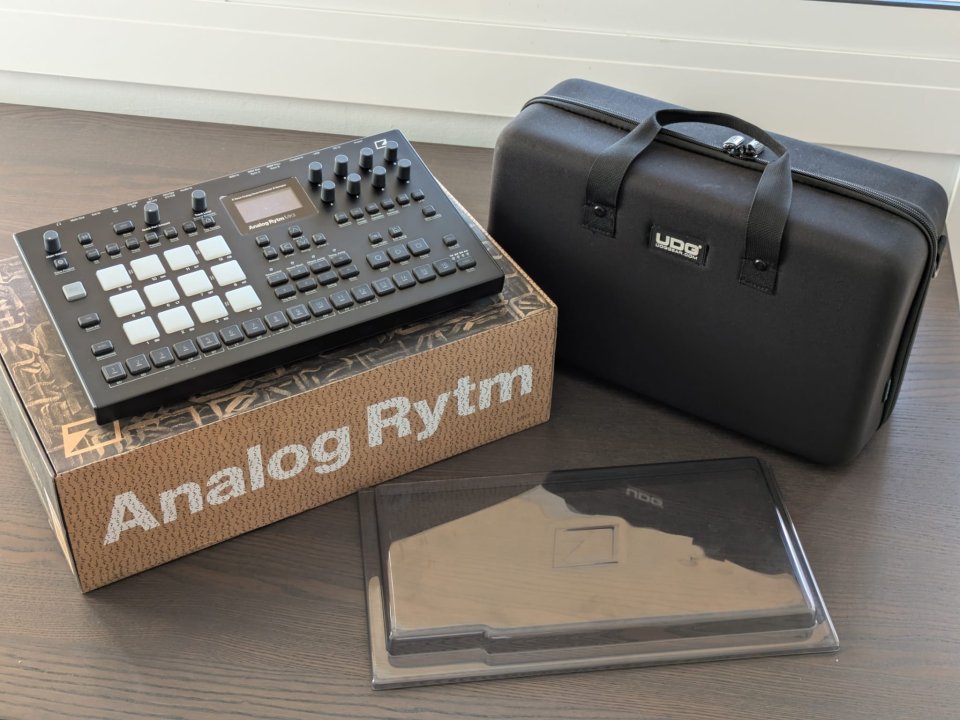 Analog Rytm + Decksaver + Maleta