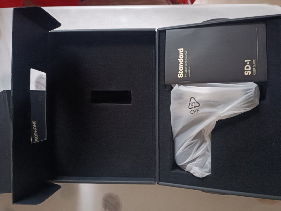 Micrófono Universal Audio SD-1 de segunda mano · Foto 7 de 7 · Tarragona · 170 €