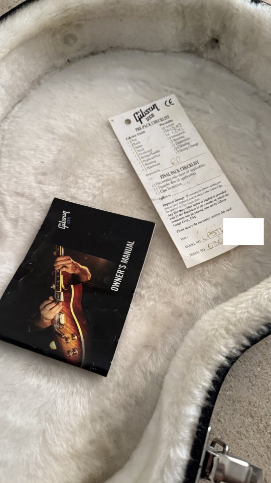 Gibson Les Paul Studio y Marshall MG 30FX