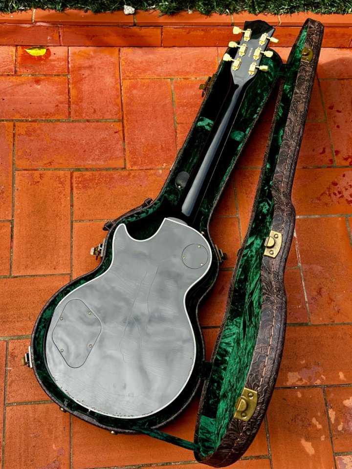 Maybach Lester Black Velvet 57