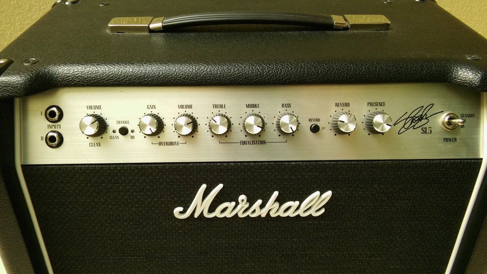 Marshall SL5 Slash Signature por Marshall Studio Vintage de segunda mano · Foto 4 de 4 · Bizkaia