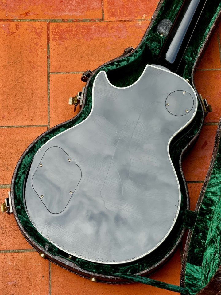 Maybach Lester Black Velvet 57