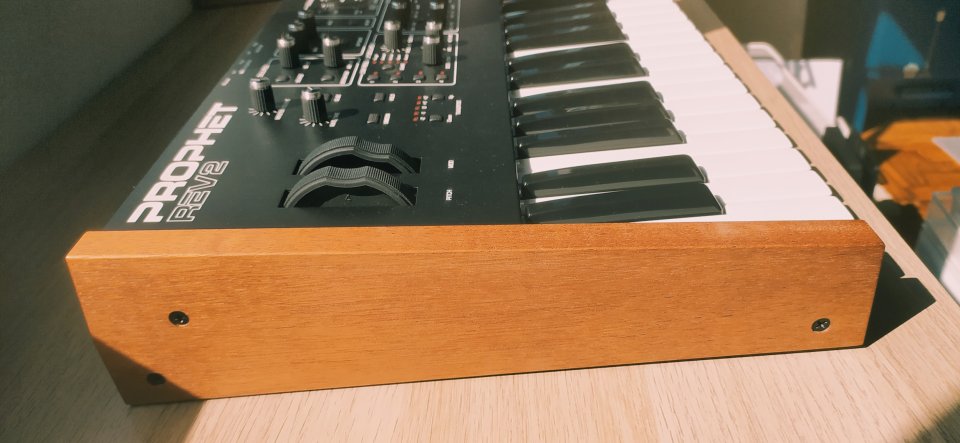 Sequential PROPHET REV2-8 de segunda mano · Foto 3 de 7 · Asturias · 1800 €