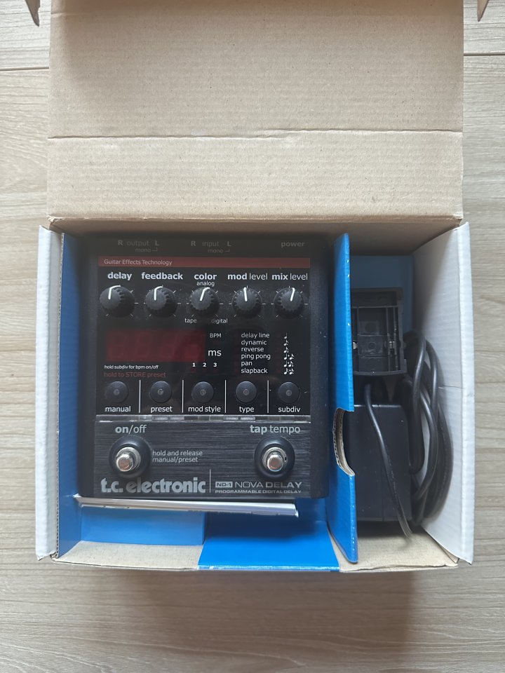 Varios pedales: Valeton GP5, Nova Delay, HX One y Nux horseman de segunda mano · Foto 4 de 7 · Valencia · 35 €