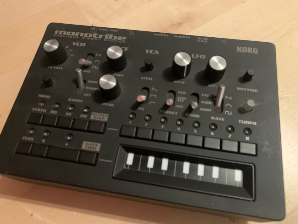 Korg Monotribe analog ribbon station
