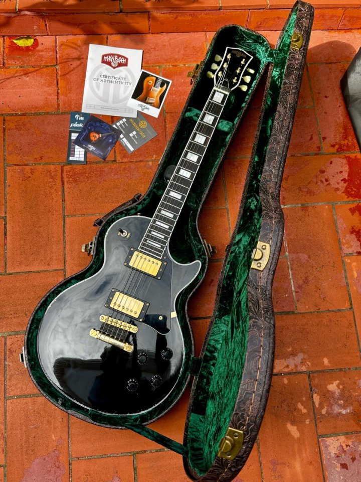 Maybach Lester Black Velvet 57