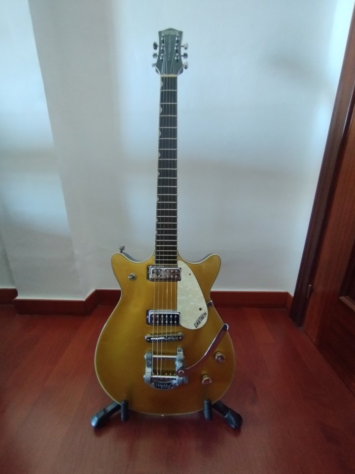 Gretsch G5248T Double Jet Gold Sparkle Top (+ estuche) de segunda mano · Foto 2 de 10 · Sevilla · 340 €