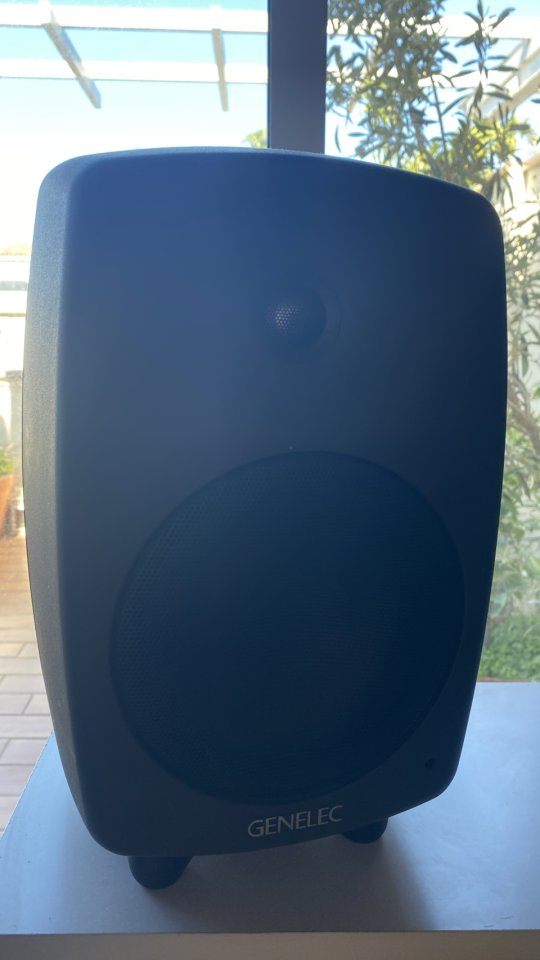 Genelec 8040a