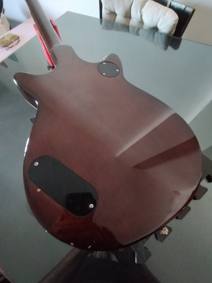 Gretsch G5248T Double Jet Gold Sparkle Top (+ estuche) de segunda mano · Foto 4 de 10 · Sevilla · 340 €