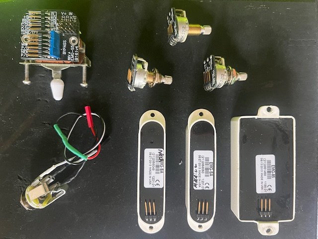 Set pastillas EMG Solderless de segunda mano · Foto 2 de 4 · Navarra · 187 €