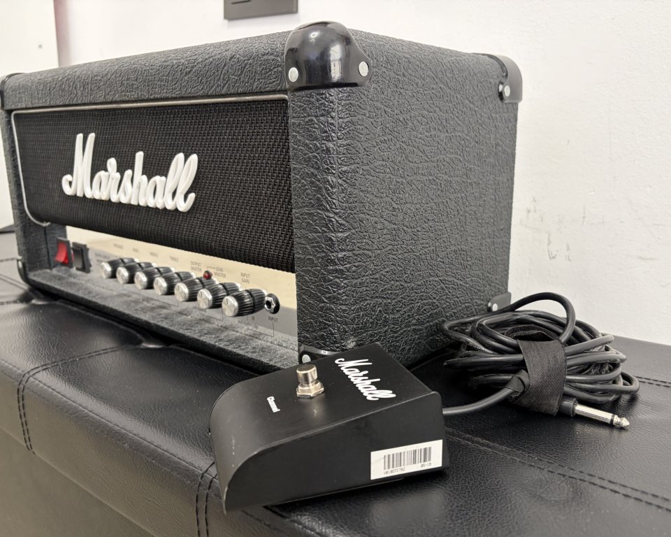 Marshall 2525H Studio Jubilee 20W – Edición negra + funda + footswitch