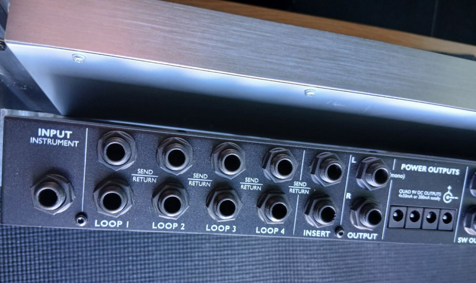 Multiefectos TC ELECTRONICS G SYSTEM con portes .