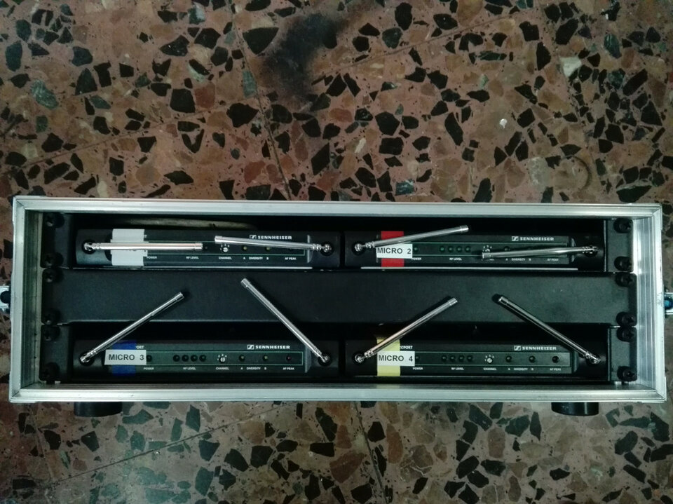 4 Microfonos inalambricos SENNHEISER EM-1-C