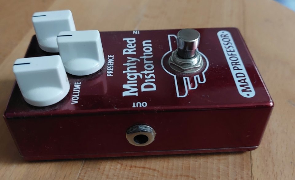 Mad Professor - Mighty Red Distortion (Original)